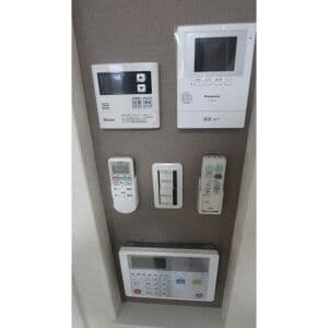 Room image 15