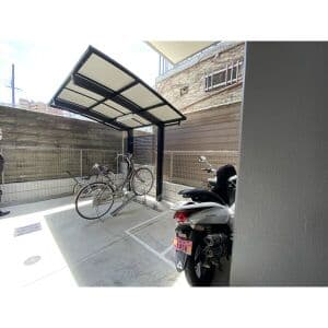 Room image 9