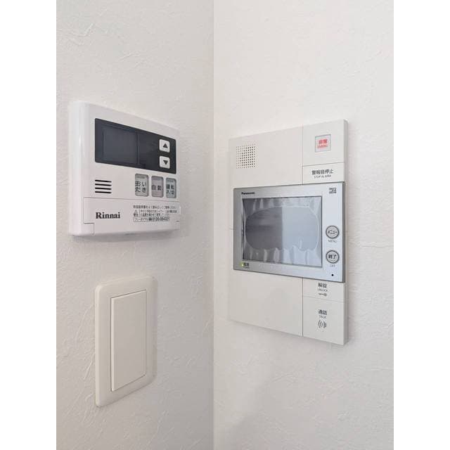 Room image 16