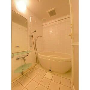 Room image 12
