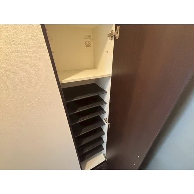 Room image 15