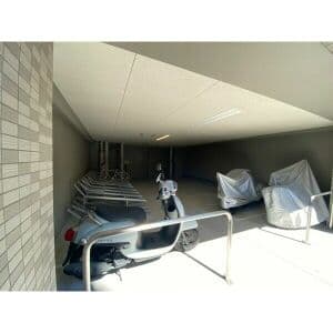 Room image 9