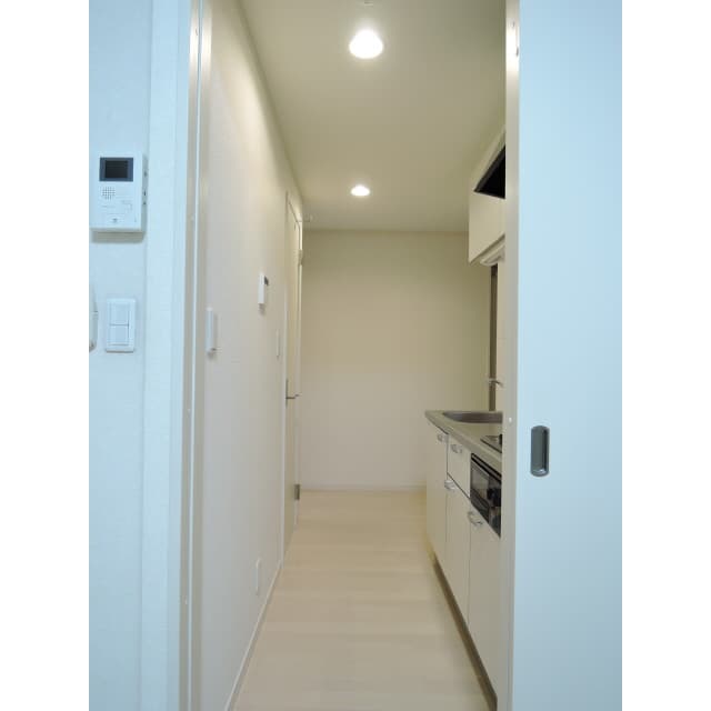 Room image 11