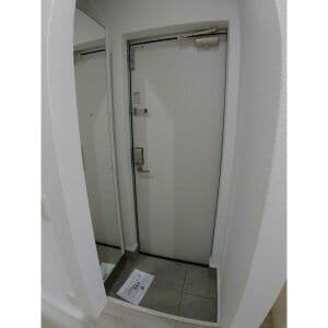 Room image 12