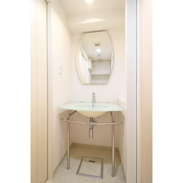 Room image 9
