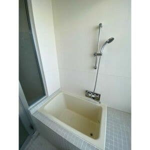 Room image 15