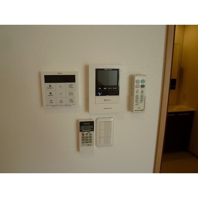 Room image 11