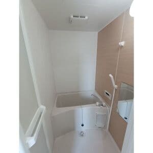 Room image 12