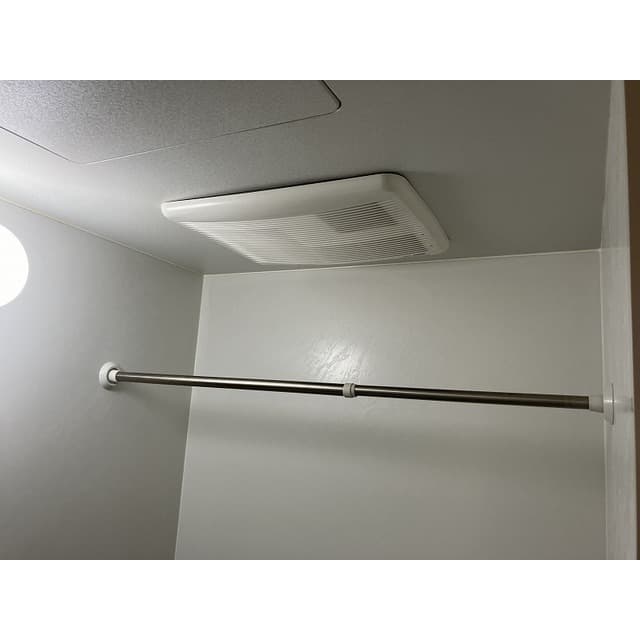 Room image 15