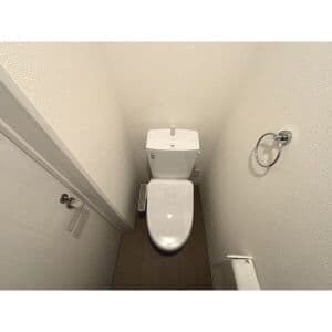 Room image 12