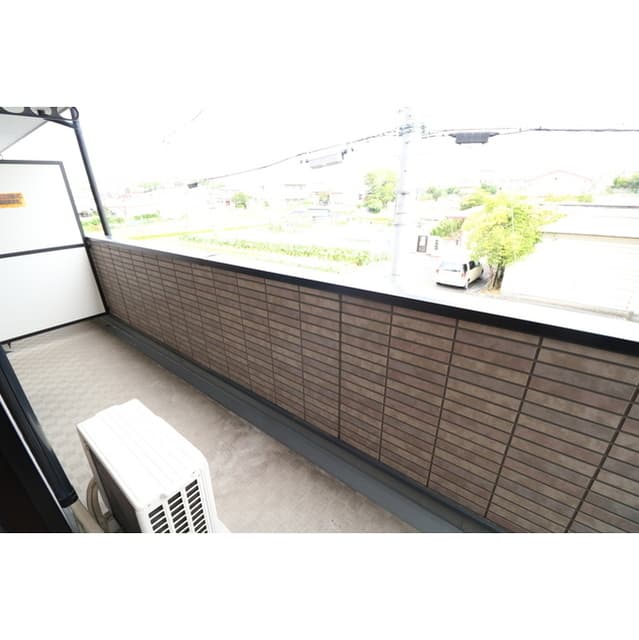 Room image 15