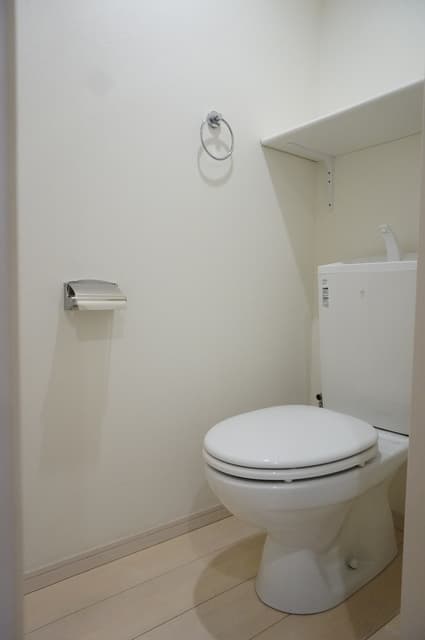 Room image 12