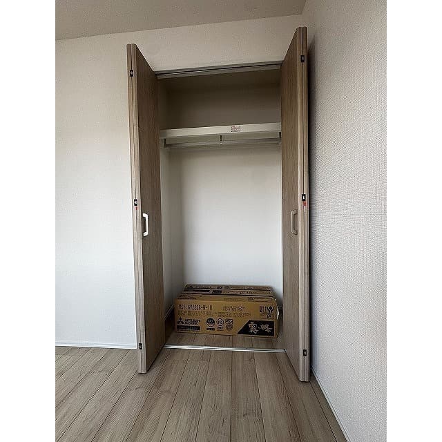 Room image 14