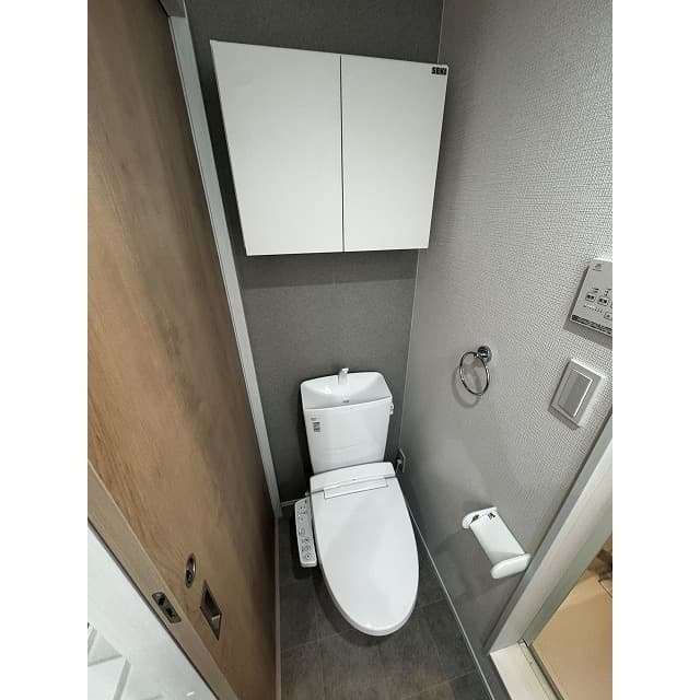 Room image 11