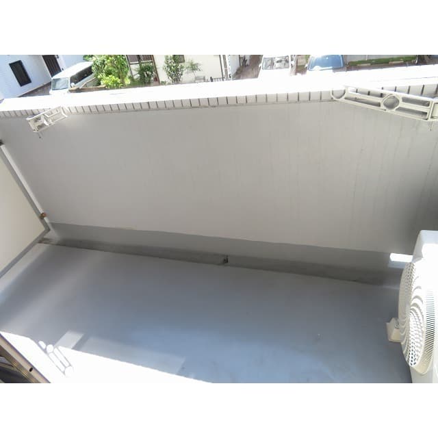 Room image 16