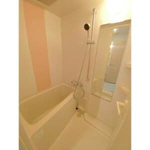 Room image 16