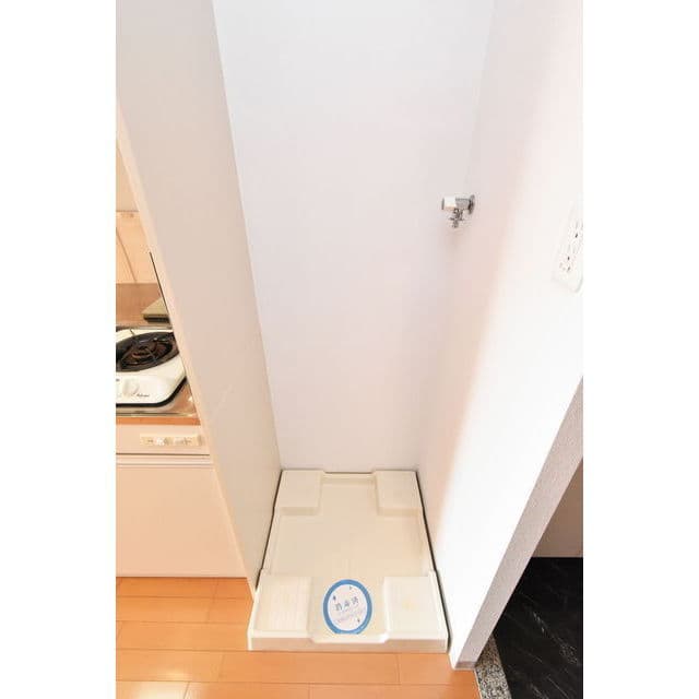Room image 13