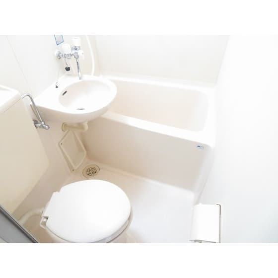 Room image 12