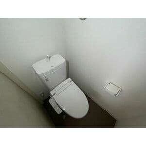 Room image 11