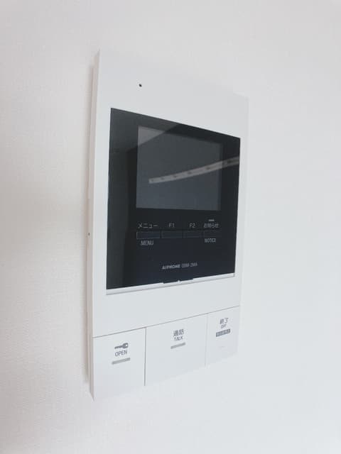 Room image 13