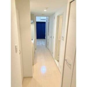 Room image 12
