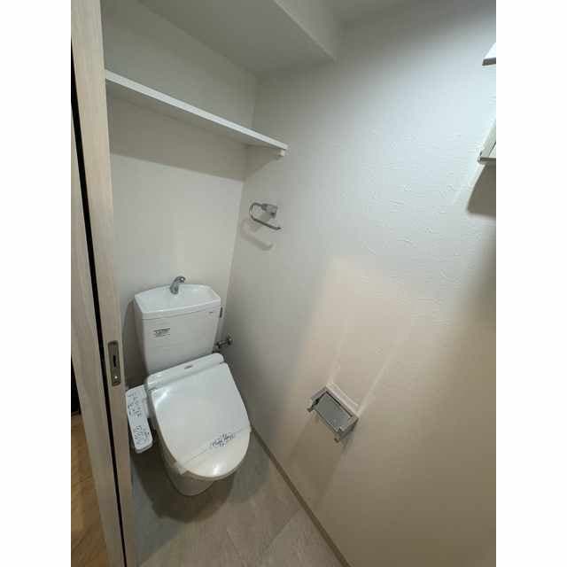 Room image 10