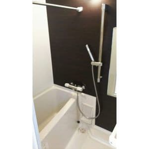Room image 15