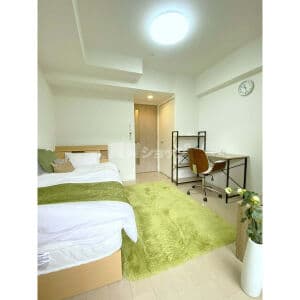 Room image 8