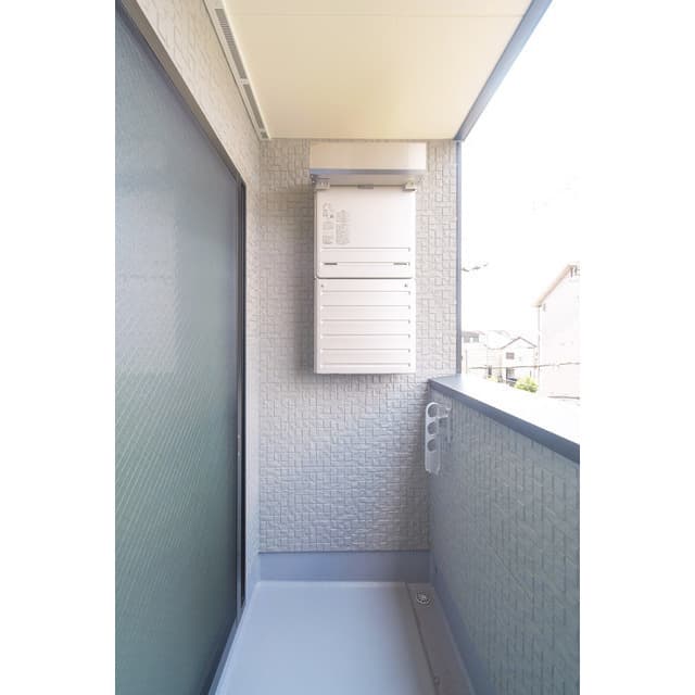 Room image 10
