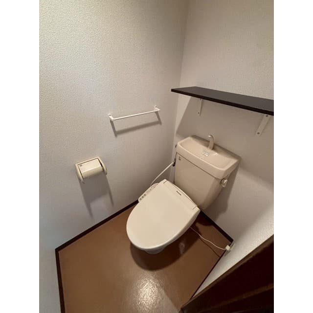 Room image 12