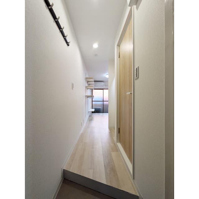 Room image 13