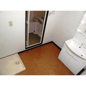 Room image 13