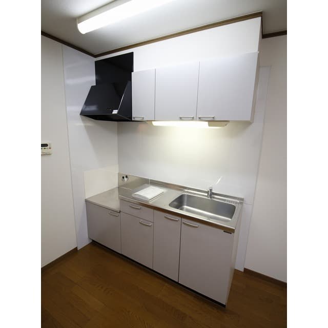 Room image 9