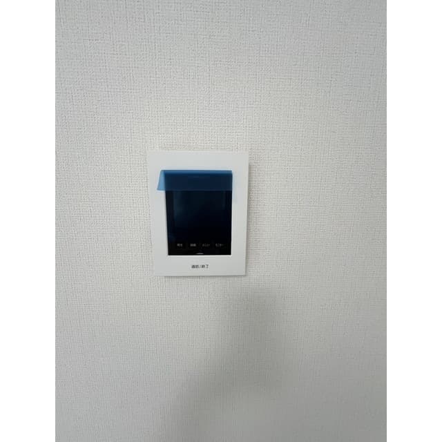 Room image 11