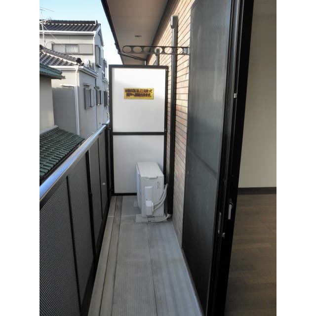 Room image 15