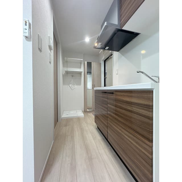 Room image 13