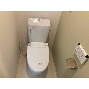 Room image 8