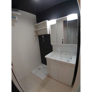 Room image 12
