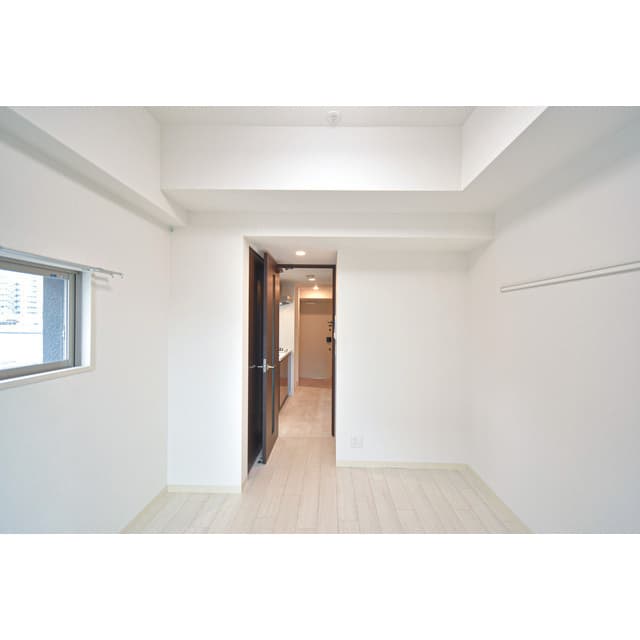 Room image 14
