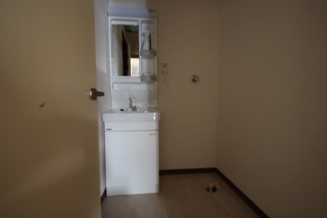 Room image 14