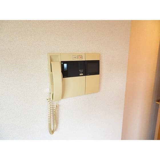 Room image 16