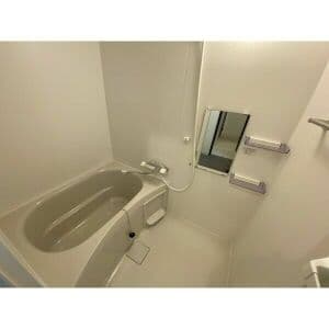 Room image 13