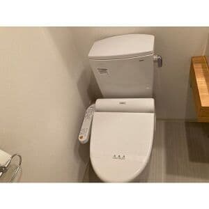 Room image 8