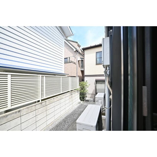 Room image 15