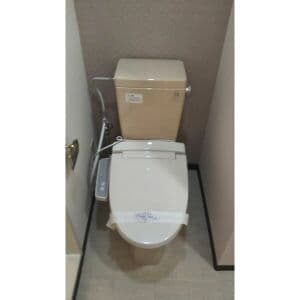 Room image 15