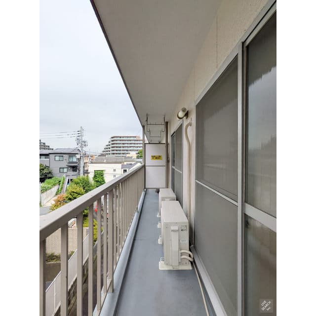 Room image 9