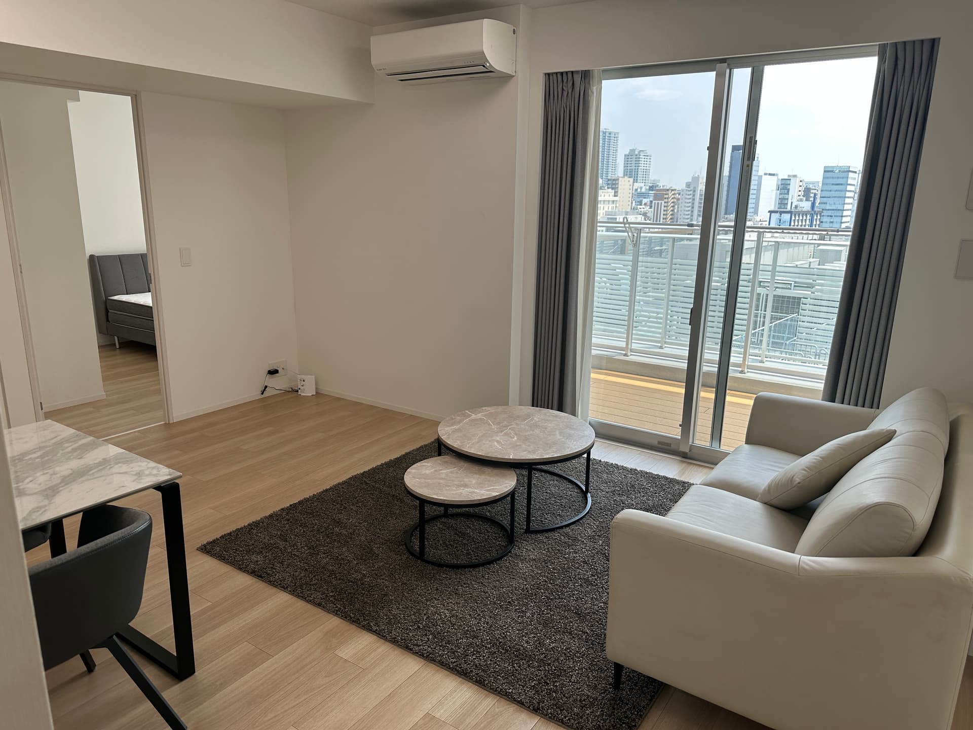 Room image 16