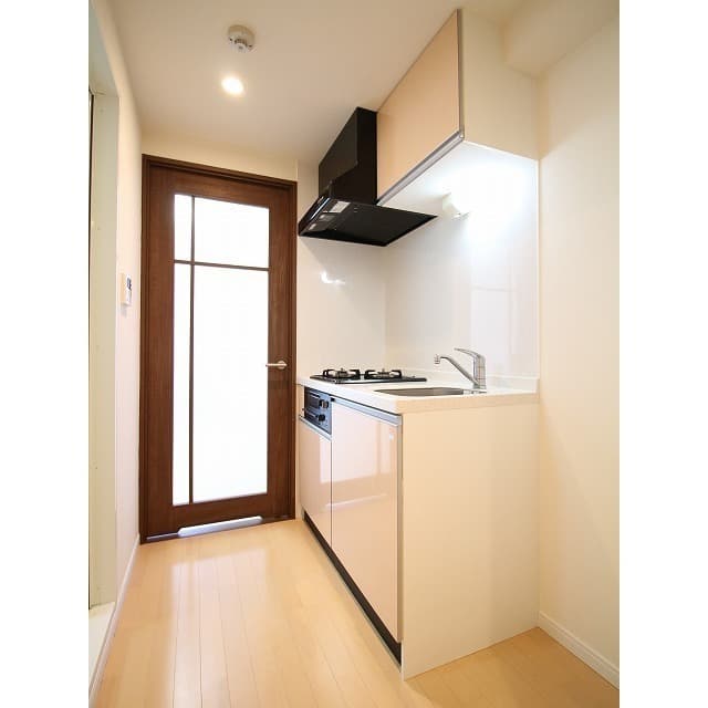 Room image 16