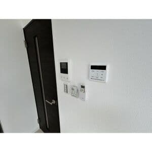 Room image 12