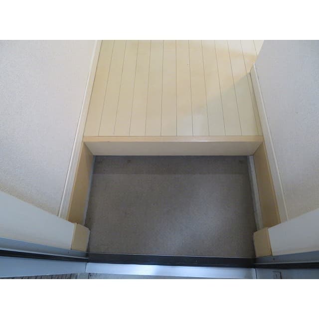 Room image 16